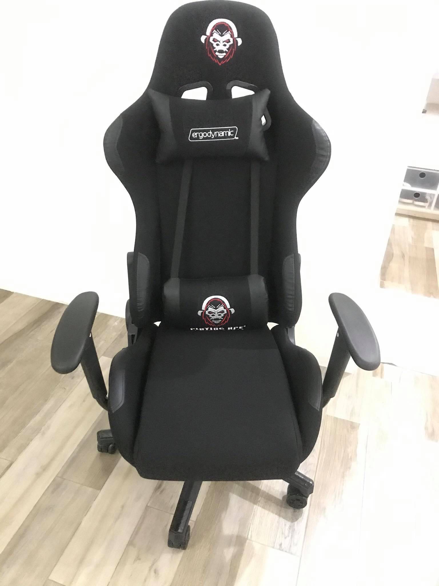 Playing ape online gaming chair