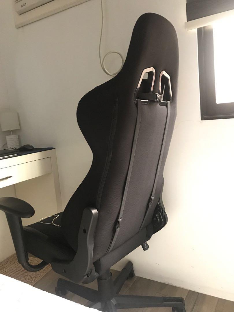 FOR SALE Ergodynamic Playing Ape Gaming Chair 1month old