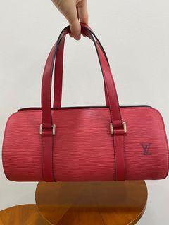 LV (grade A) Red Handbag