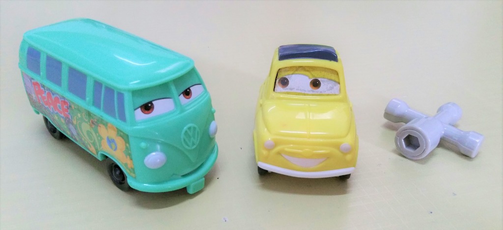 Cars mcdonalds top toys 2006