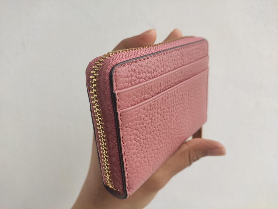 Small pink 2025 michael kors wallet