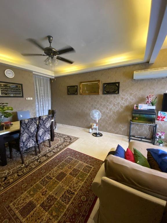 Nice Unit Apartment Berlian Subang Shah Alam Selangor Property For Sale On Carousell