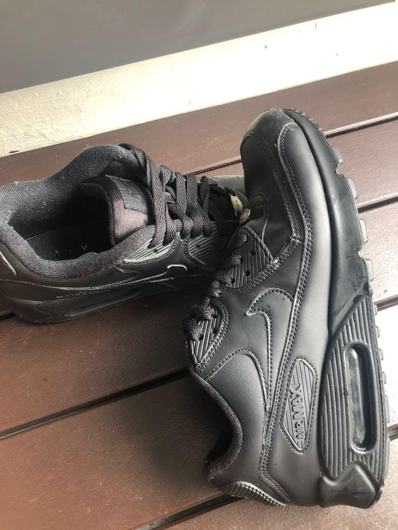nike air max 90 trainers in triple black