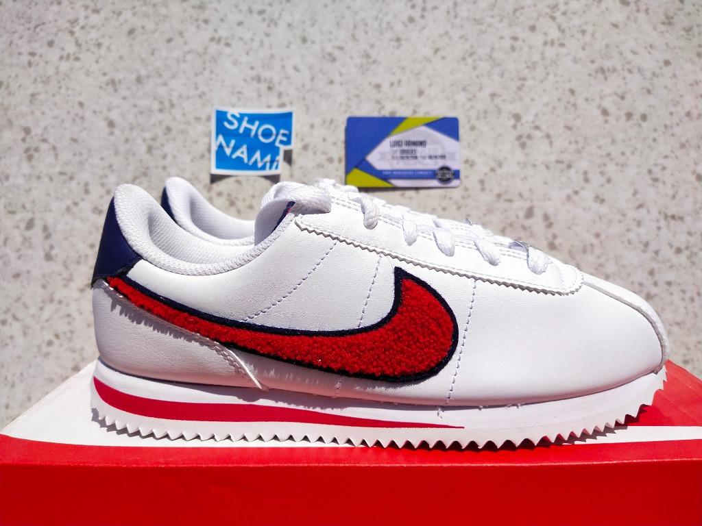 Nike cortez store chenille swoosh