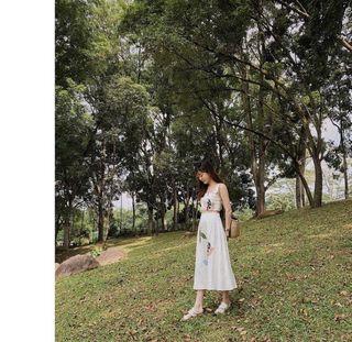 (Category: ) located in . Submitted by lilydresses (Listing ID 1020558503, Image 1). Description: .