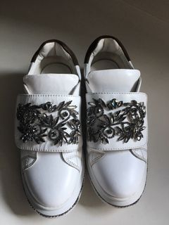 （分類：）位於 。 由 myraann 提交（商品編號 1020670734，圖片 1）。簡介： 。