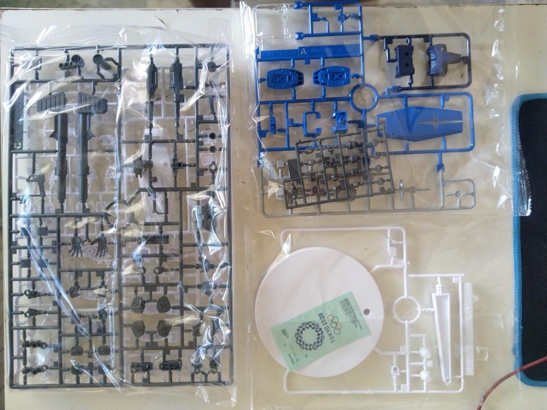 Coffret Modèle Plastique Gundam Haro Tokyo 2020 Olympique & Paralympique Limited Edition - Bandai (4 Modèles)