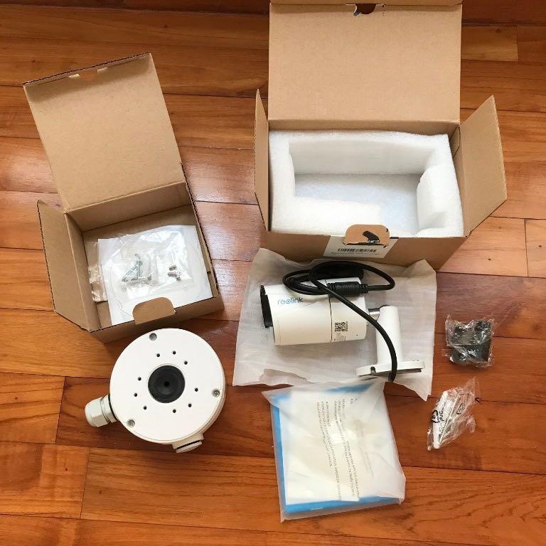 Reolink RLC410 + Junction Box B10, Computers & Tech, Parts