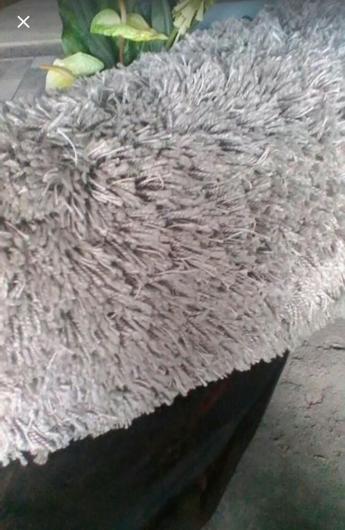 SHAGGY GREY CARPET (more than 60% off) (Category: Cleaning Tools & Supplies) located in San Pedro. Submitted by czars (Listing ID 1020664280, Image 2). Description: SUPER LOW PRICE for imported grey shaggy carpet. Originally bought for 25k++. Top grade quality -not the low class type. Easy to coordinate with any type of furniture. **no damage...worth to buy... size: 160cm x 230cm rfs: bought smaller one.