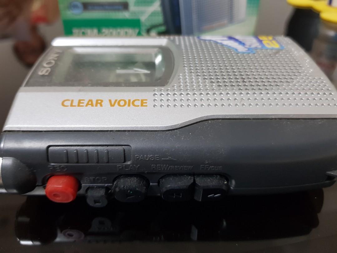 Sony TCM200DV Cassette Recorder, Audio, Portable Music Players on