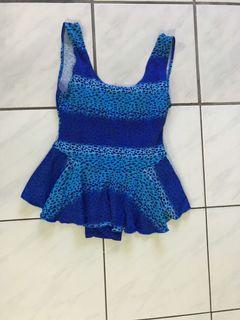 Swimming suits 