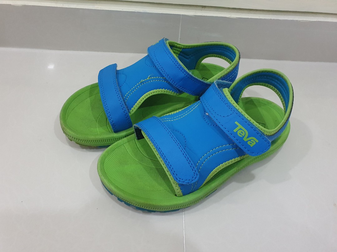 children's tevas