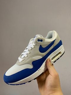 (Category: ) located in . Submitted by sneakersandthings (Listing ID 1020659361, Image 1). Description: .