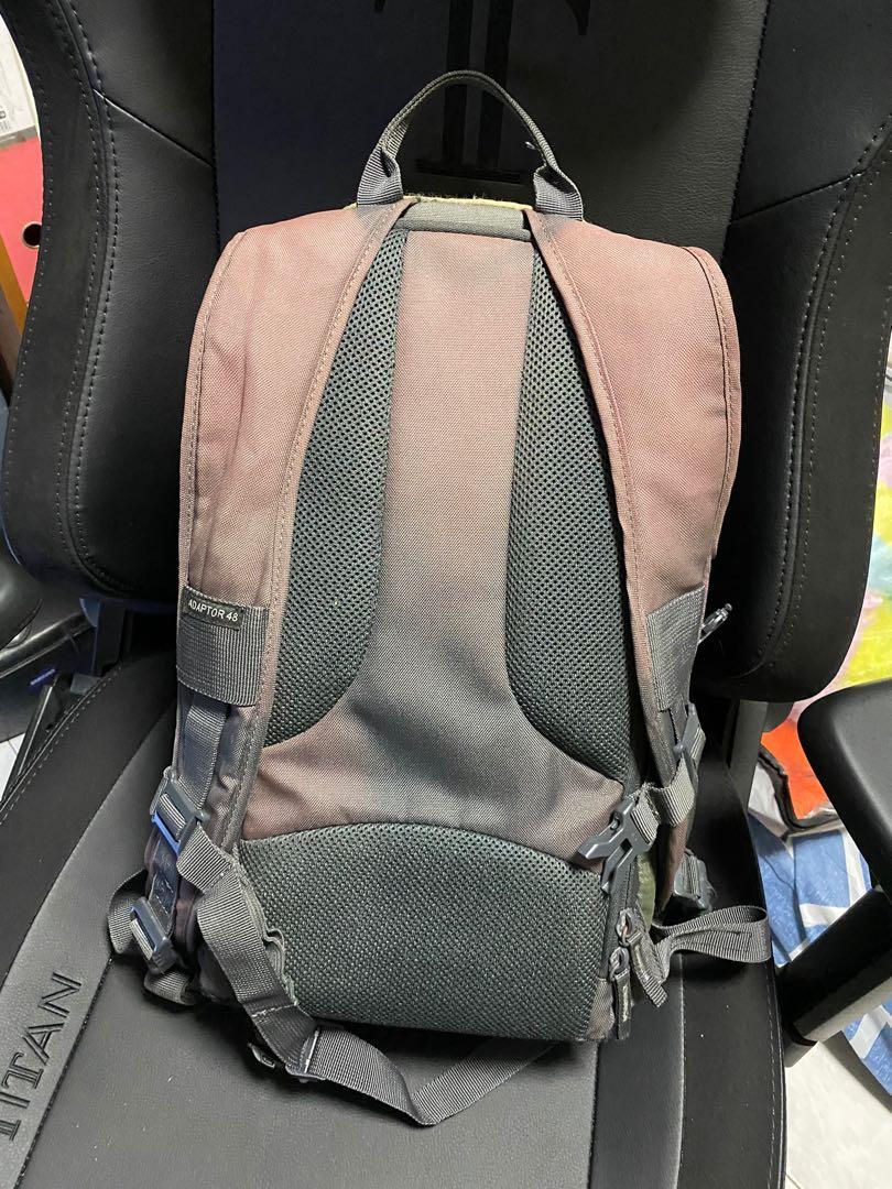 Vanguard Camera backpack (Category: Camera Bags & Carriers) located in Singapore. Submitted by ahmad.asyraf (Listing ID 1020709621, Image 2). Description: Selling a decent condition vanguard camera bag pack. Physical condition: 7/10 still works great and functions as intended. Can fit about one DSLR body and 3-4 camera lenses. .