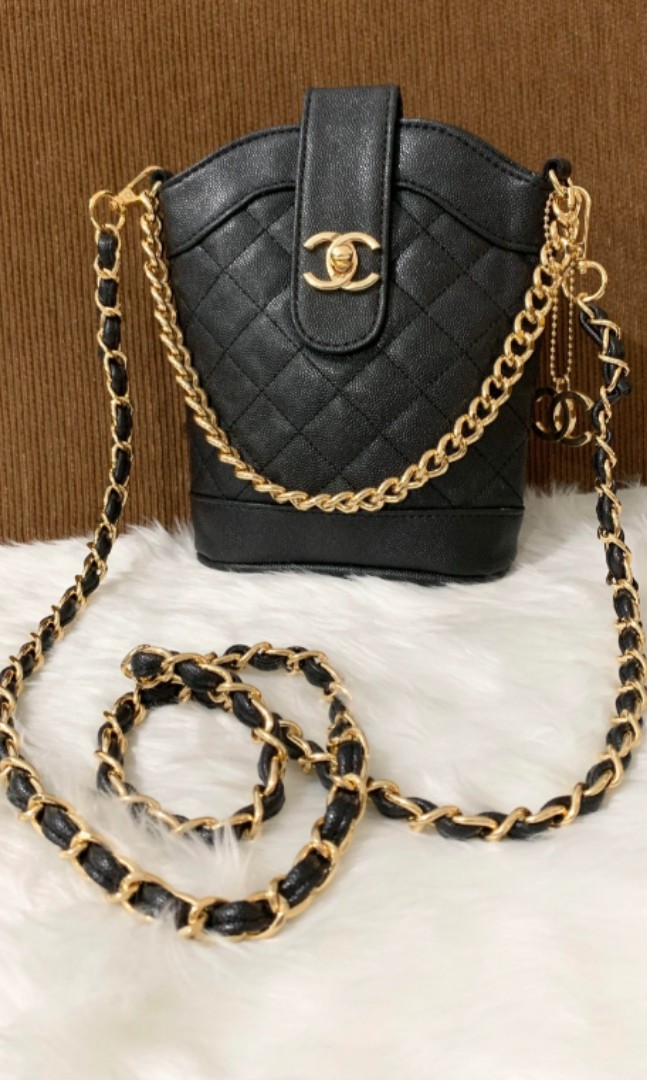 Chanel vip gift sling bag store