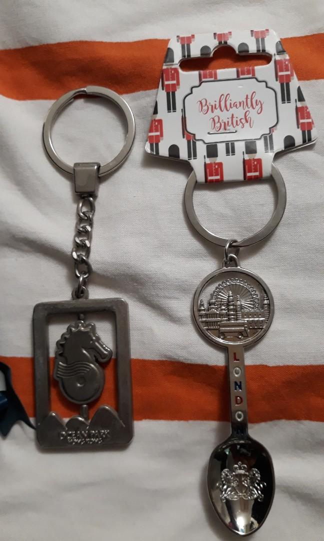 6pcs assorted keychains (Category: Everything Else) located in Singapore. Submitted by sajidred (Listing ID 1020941139, Image 3). Description: assorted keychains new & used,,, all are good in condition....