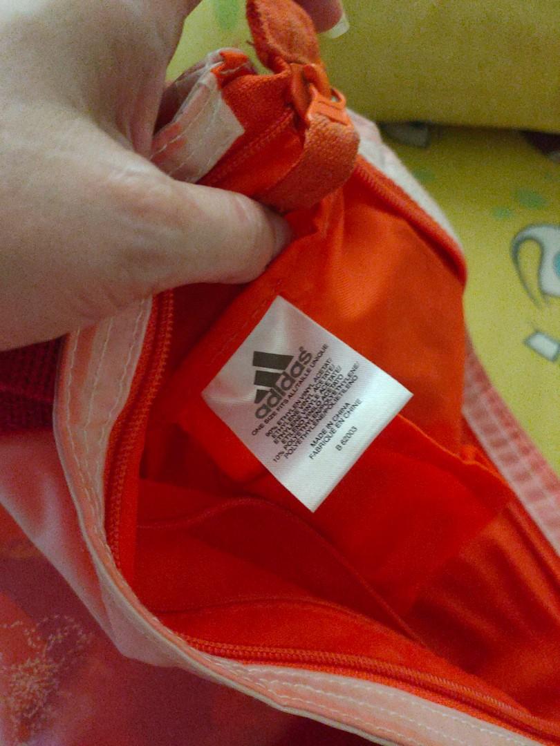 Adidas bag (Category: Tote Bags) located in Quezon City. Submitted by js1983 (Listing ID 1018804169, Image 3). Description: .
