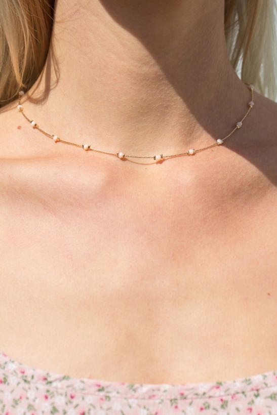 Brandy Melville Gold and White Bead 
