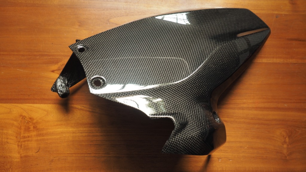 Carbon fiber from italy for ducati panigale 1199 1299 899 v2 v4 1098