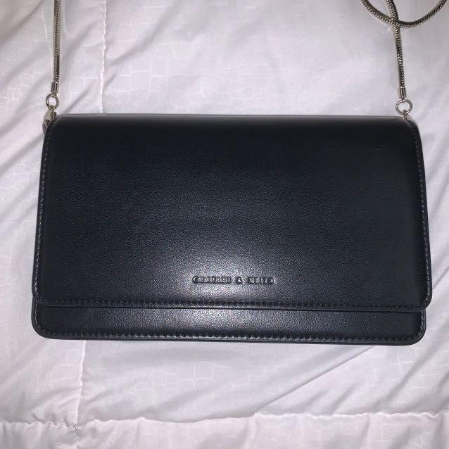 charles and keith black crossbody bag