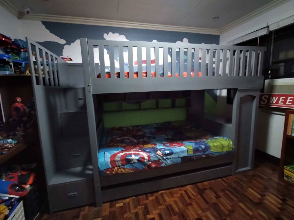 Double deck with pull out bed, Furniture & Home Living, Furniture, Bed