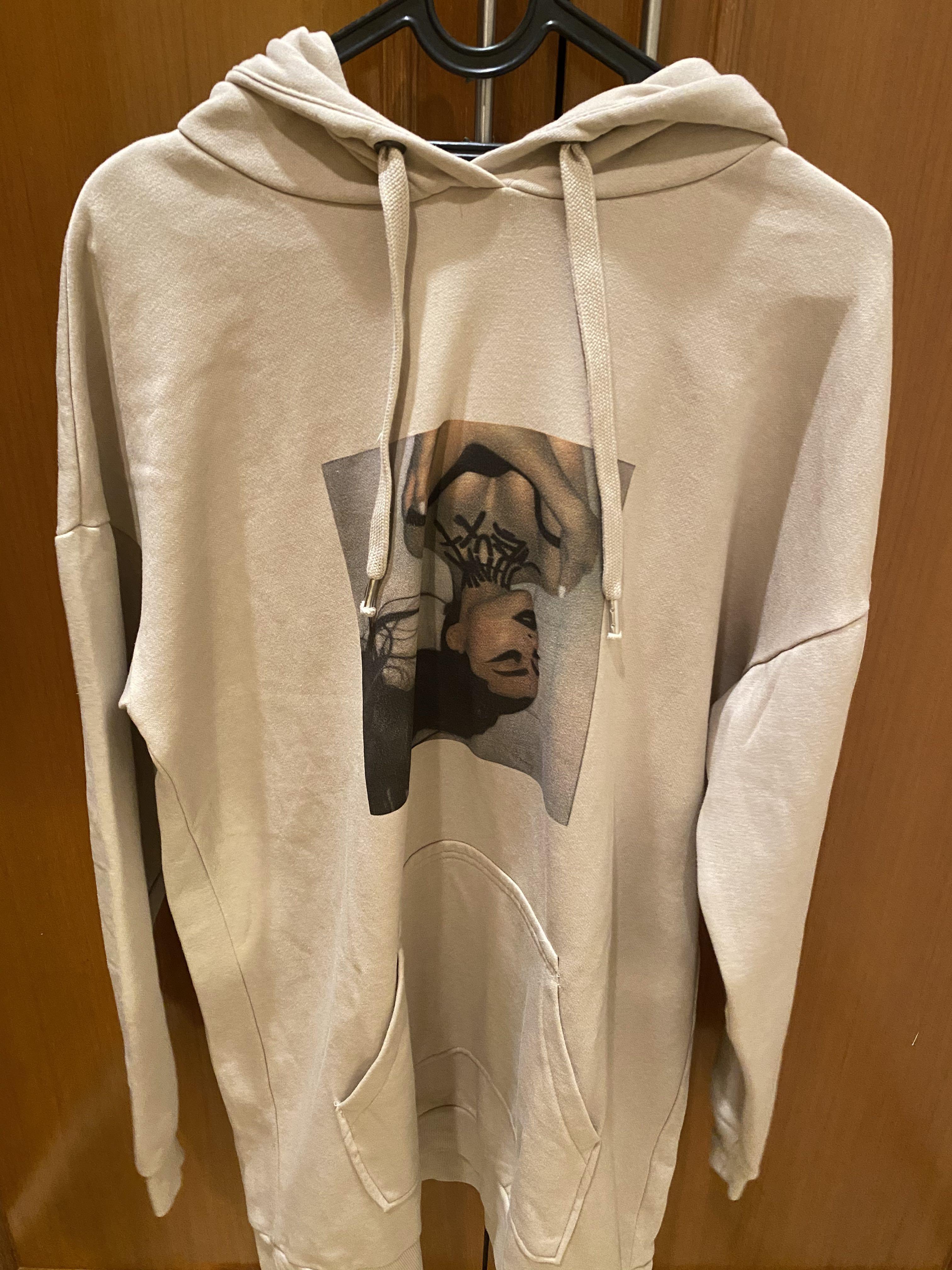 H\u0026M Ariana Grande hoodie, Fesyen Wanita, Pakaian Wanita, Atasan di Carousell