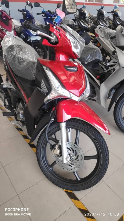 Honda New Wave 125i Single Disc Stok Tersedia Motorbikes On Carousell