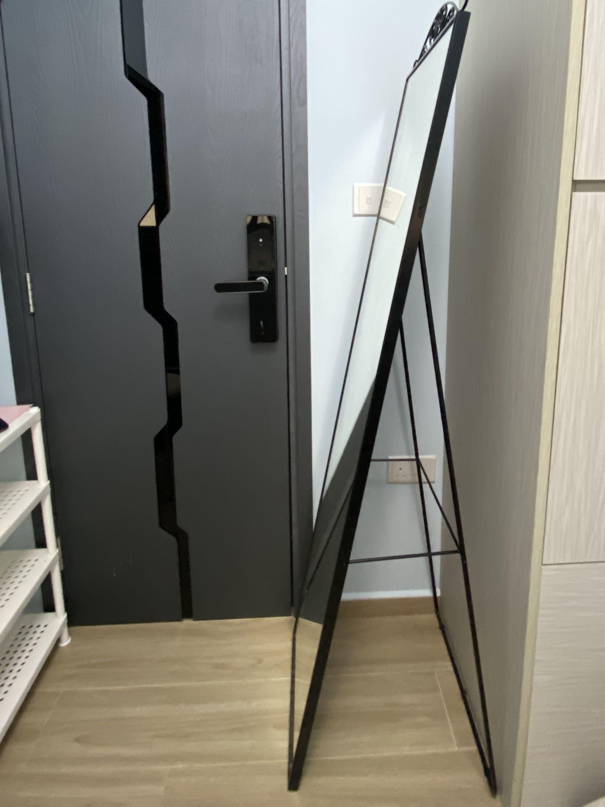 IKEA full body floor / standing mirror, 傢俬＆家居, 傢俬 Carousell
