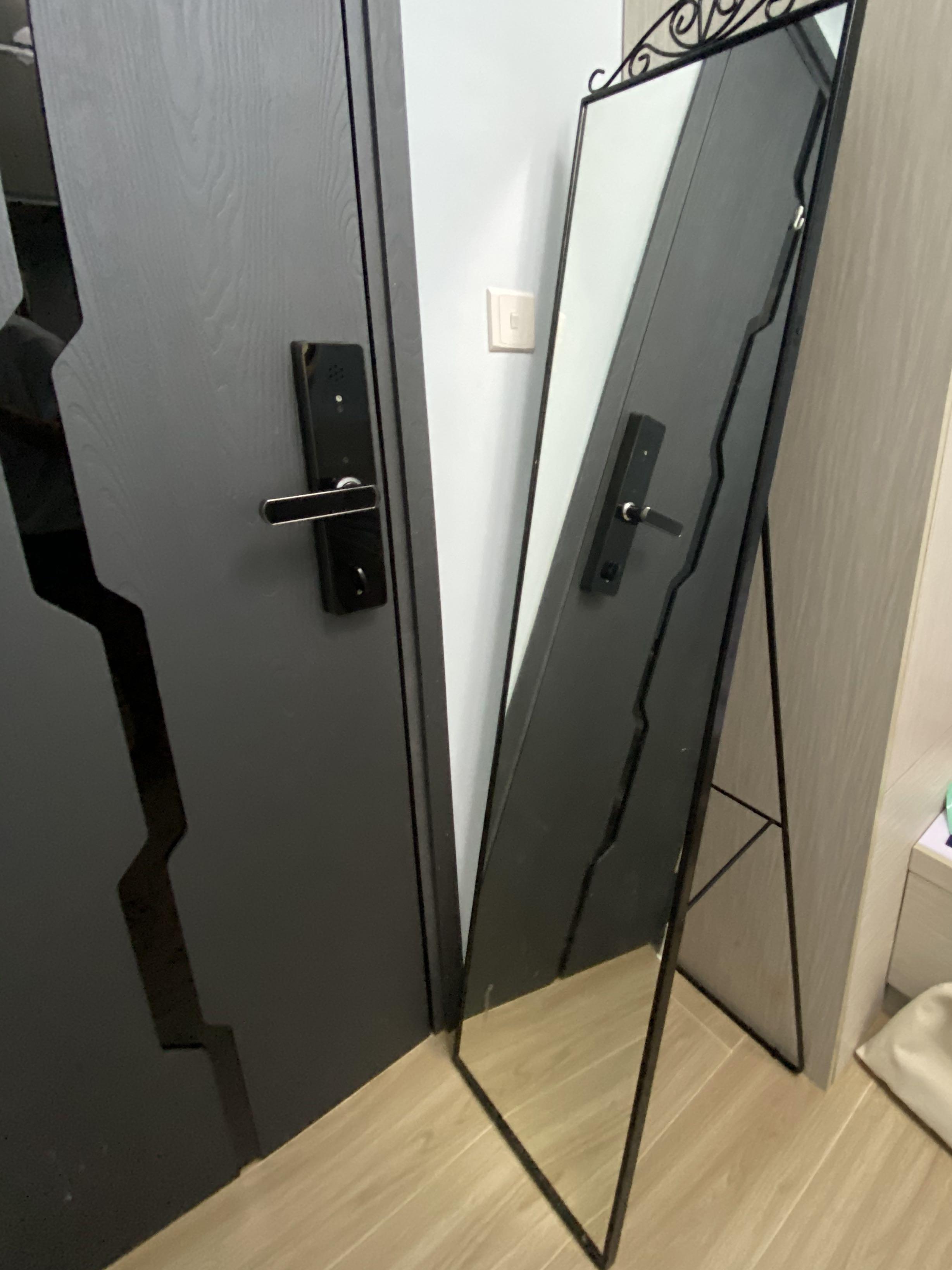 IKEA full body floor / standing mirror, 傢俬＆家居, 傢俬 Carousell