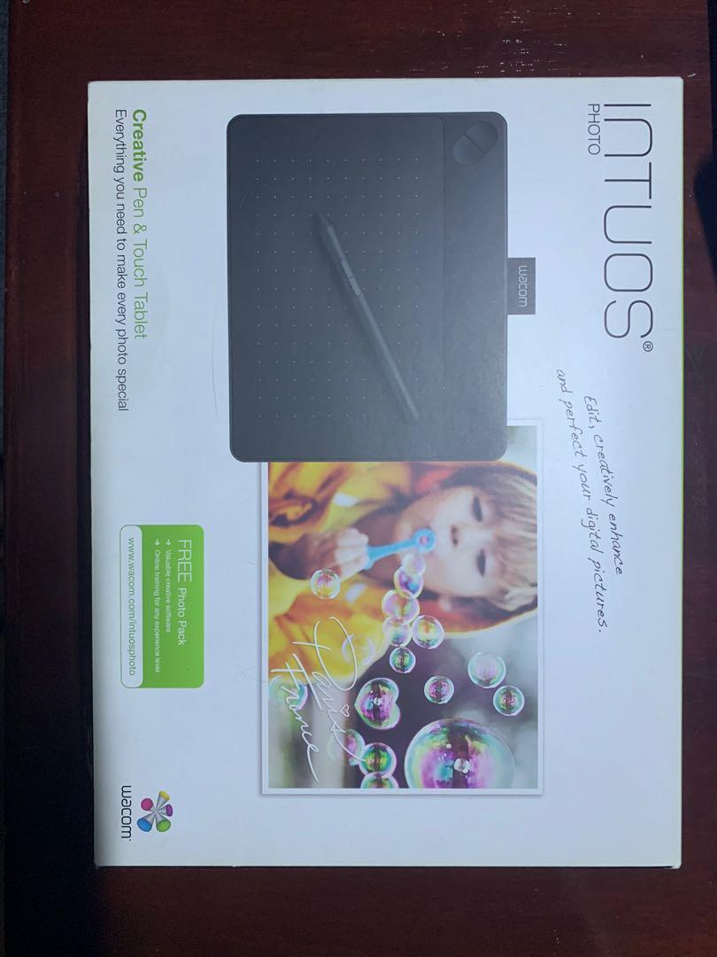 Intuos Photo CTH-490 (Category: Printers, Scanners & Copiers) located in Manila. Submitted by bratrcm (Listing ID 1020950676, Image 1). Description: Good as new. Used only for 2 weeks..
