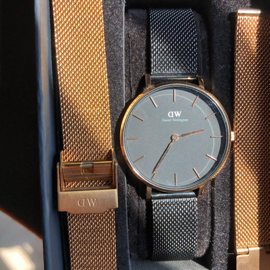 Jam tangan DW CLASSIC PETITE UKURAN 32MM ( DAPAT 2 STRAP ), Fesyen