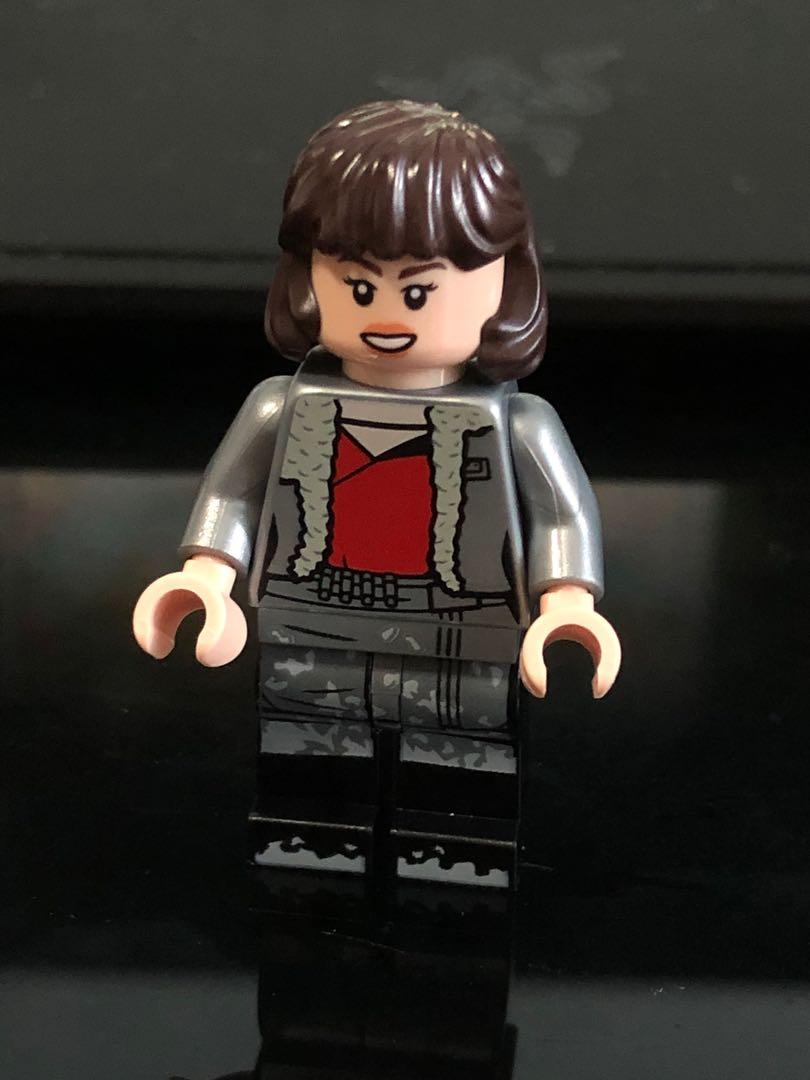 Lego Star Wars Qi Ra Qira From Set 75209 Brand New Toys Games Bricks Figurines On Carousell