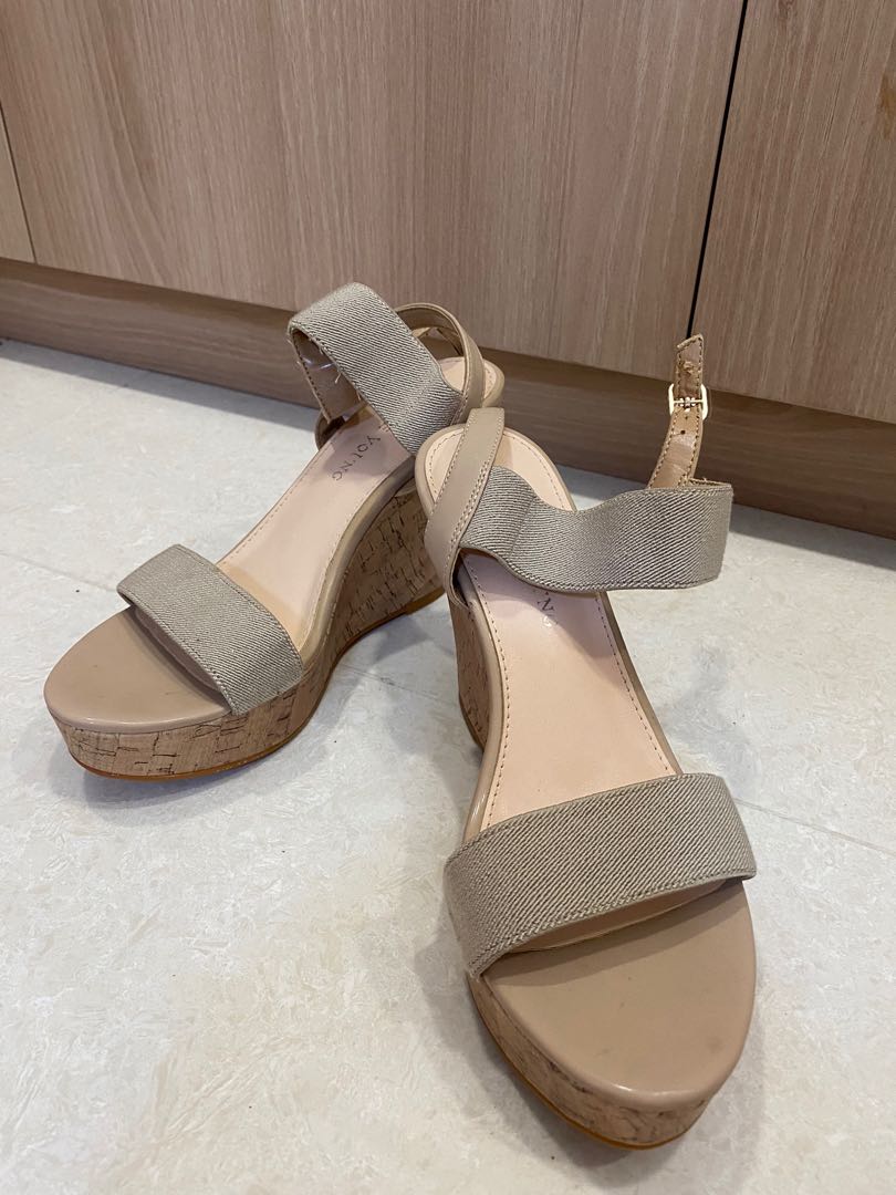 Light beige Wedges with platform, Women 