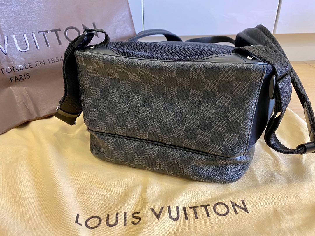 LOUIS VUITTON Damier Graffit Michael Backpack N58024 Very Good from Japan  F/S
