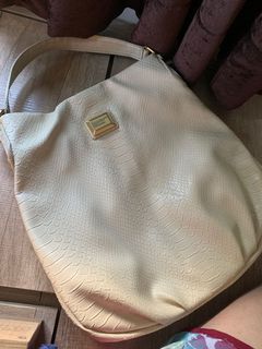 （分類：）位於 。 由 lavie.eternel 提交（商品編號 1020803485，圖片 1）。簡介： 。