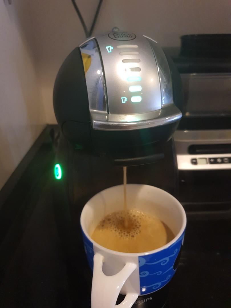 Nescafe Dolce Gusto + Capsule +descale kit, TV & Home Appliances