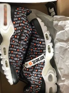 (Category: ) located in . Submitted by sneaker007 (Listing ID 1020877814, Image 1). Description: .