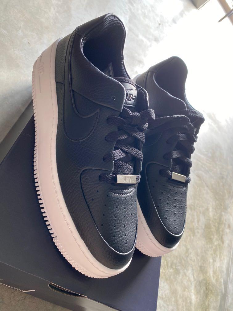 Nike Black Air Force 1 Sage Low Trainers