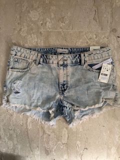 (Category: ) located in . Submitted by l_sells (Listing ID 1020812320, Image 1). Description: .