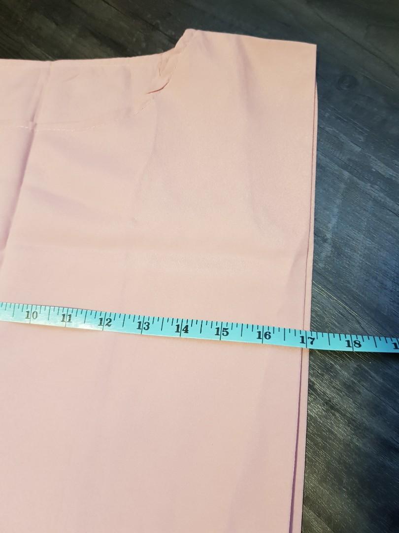 Pink Rectangular top (Category: Blouses) located in Singapore. Submitted by mintshopper (Listing ID 1020924909, Image 6). Description: Brand New. Cutting is nice. see pictures for measurements..