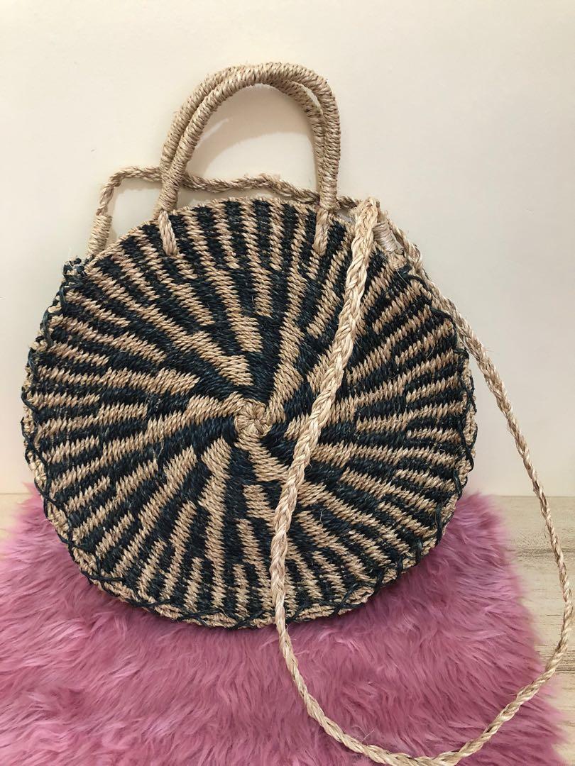 round native sling bag
