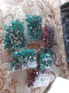 SHINY RHINESTONES