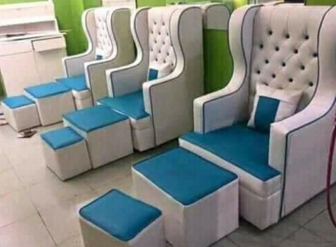 Spa Chair / Massage Bed / Salon Chair (Category: Chairs) located in Manila. Submitted by viperic (Listing ID 1020897721, Image 1). Description: We make High Quality Spa Chairs, Massage Bed any sizes and any colors to choose from pm me for details and orders or you can call or txt 09452195744.