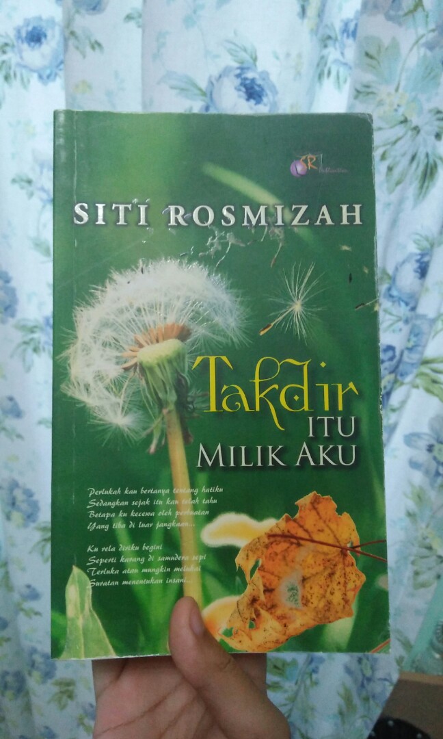 Takdir Itu Milik Aku Siti Rosmizah Books Stationery Books On Carousell