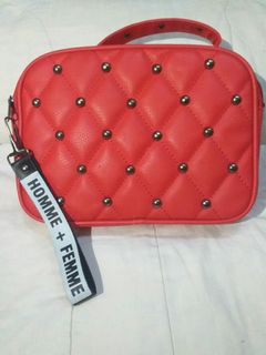 (Kategori: ) berada di . Dikirim oleh devon2 (ID iklan 1020841362, Gambar 1). Deskripsi: .