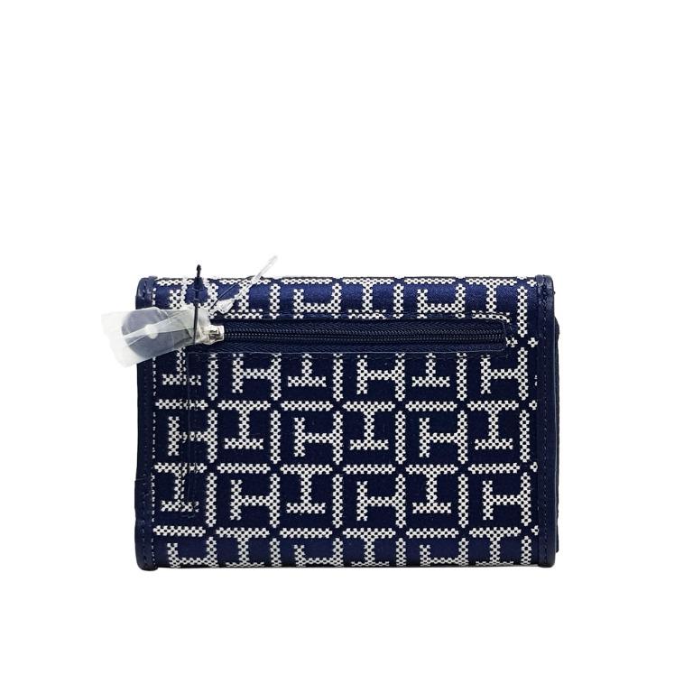 Tommy hilfiger small wallet for sale ladies