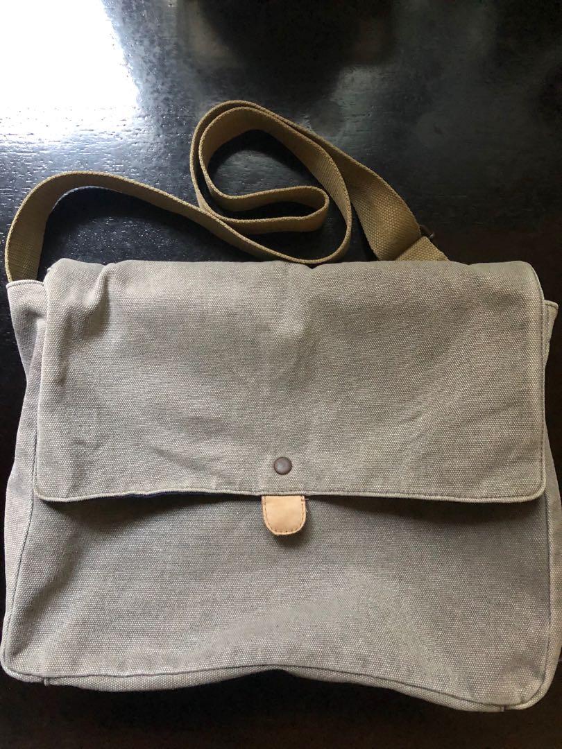 Topman sling bag on sale