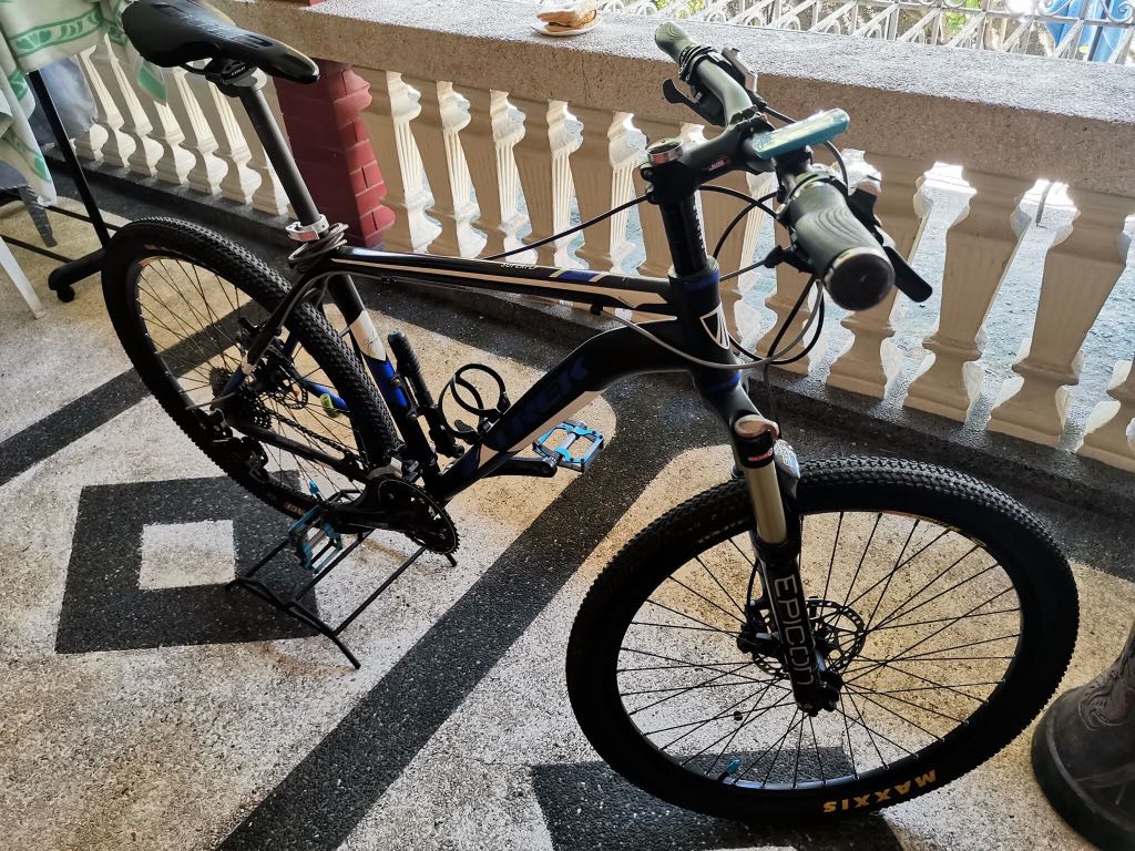trek suspension bike