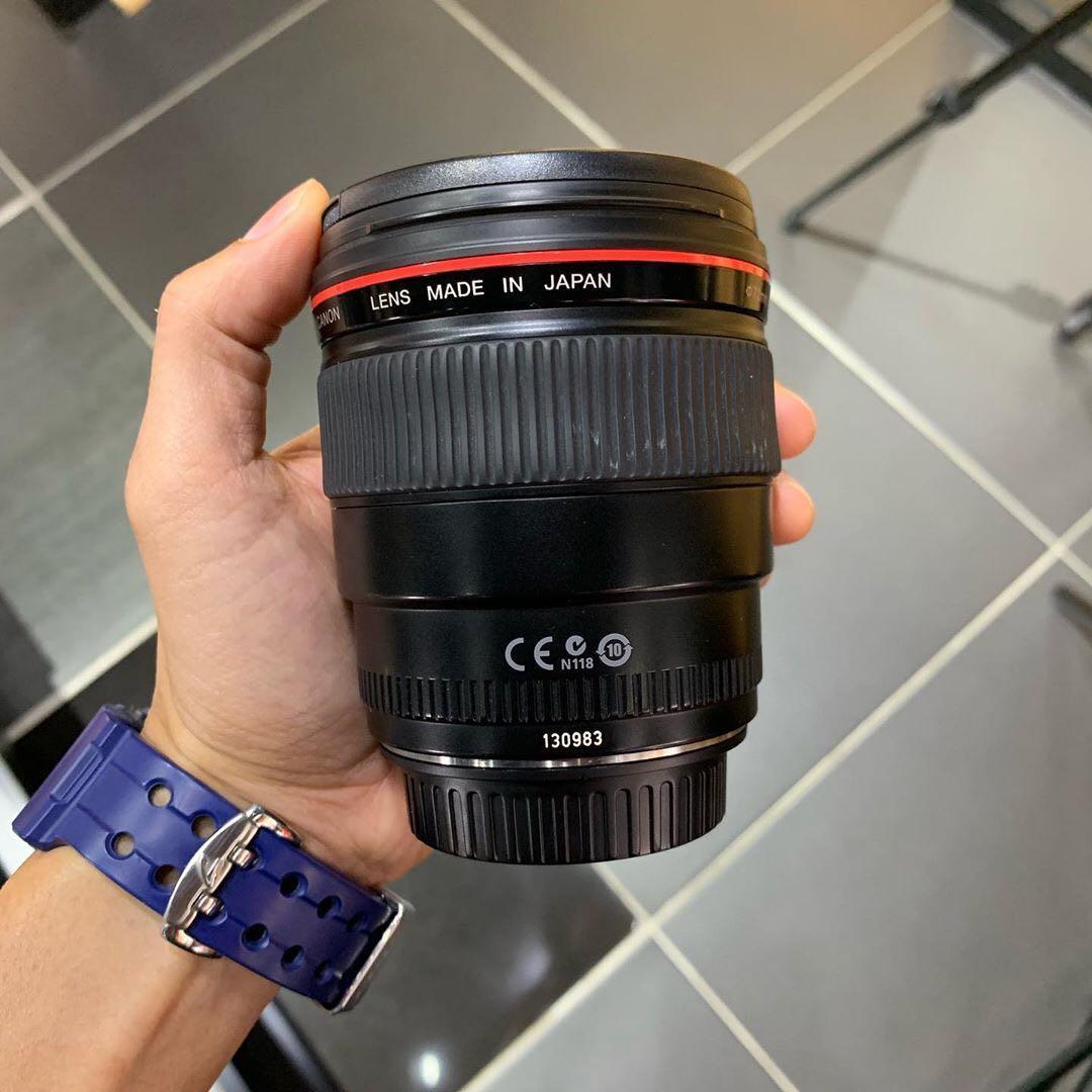 Used - Canon EF 35mm f/1.4L USM, Photography, Lens & Kits on Carousell