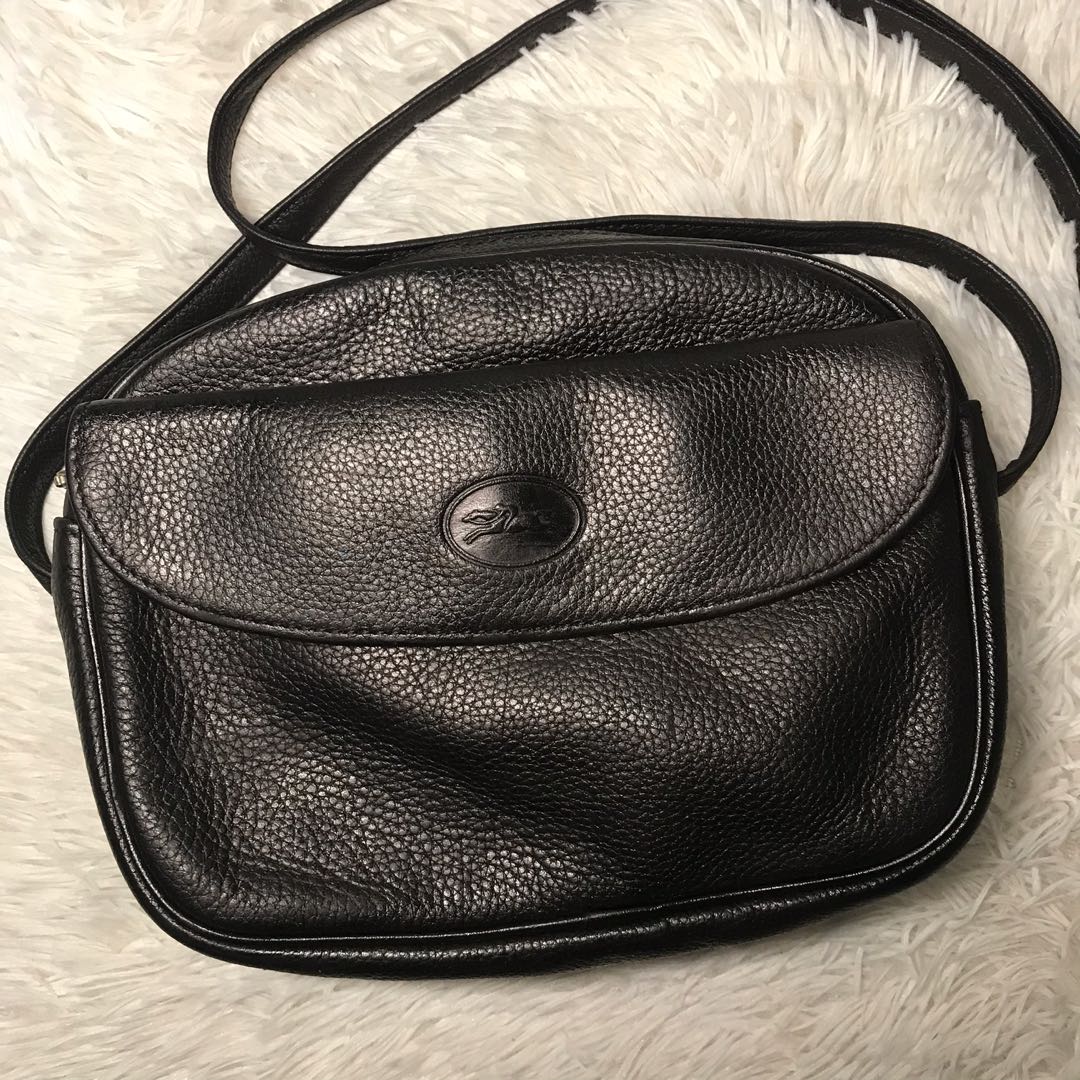 Vintage Longchamp Leather Sling Bag, Women's Fashion, Bags & Wallets,  Cross-body Bags on Carousell